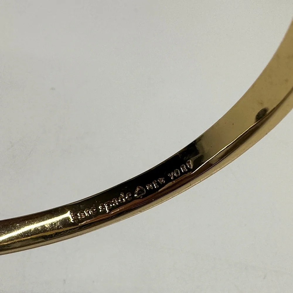 Kate Spade Take a Bow Bangle Bracelet Striped Navy Blue White 12K Gold Plated - Picture 7 of 8